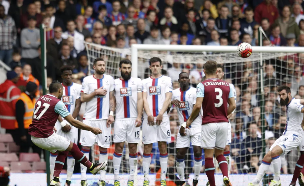 The Art of the Unexpected: Payet's Unique Technique