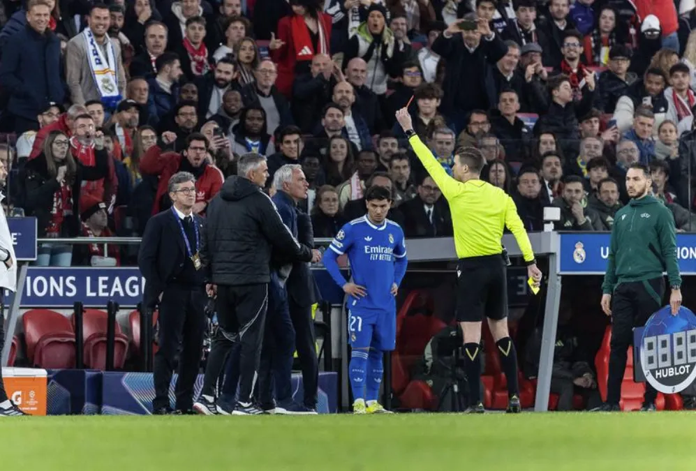 The Key Moments: Controversy and Brilliance